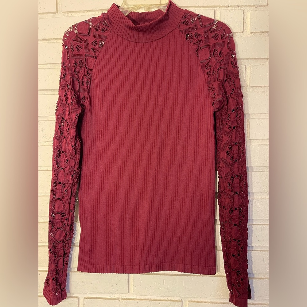 Venus Burgundy Turtleneck Lace‎ Sleeve Top XL Slim Fit